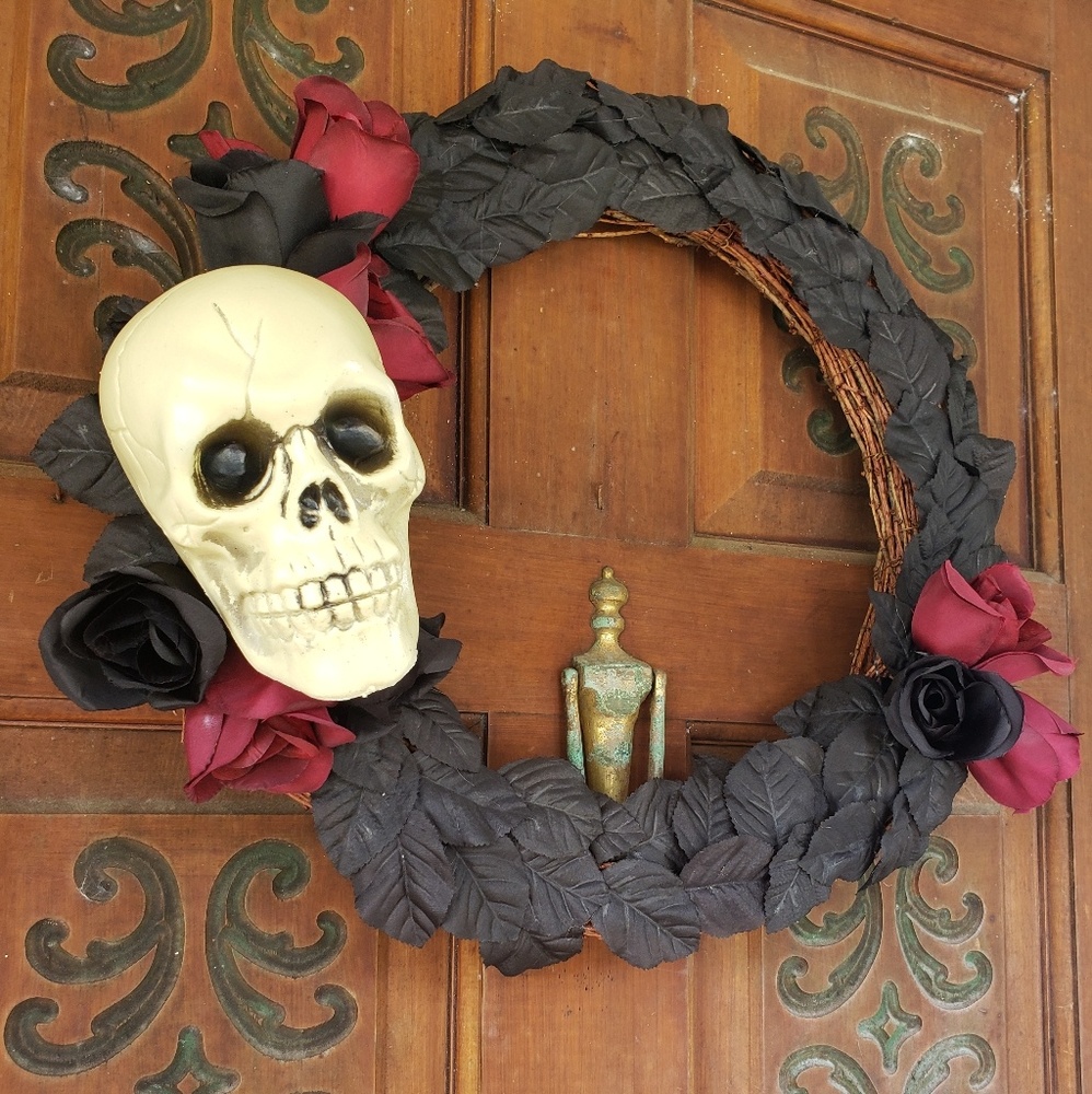 Skull and Rose Wreath